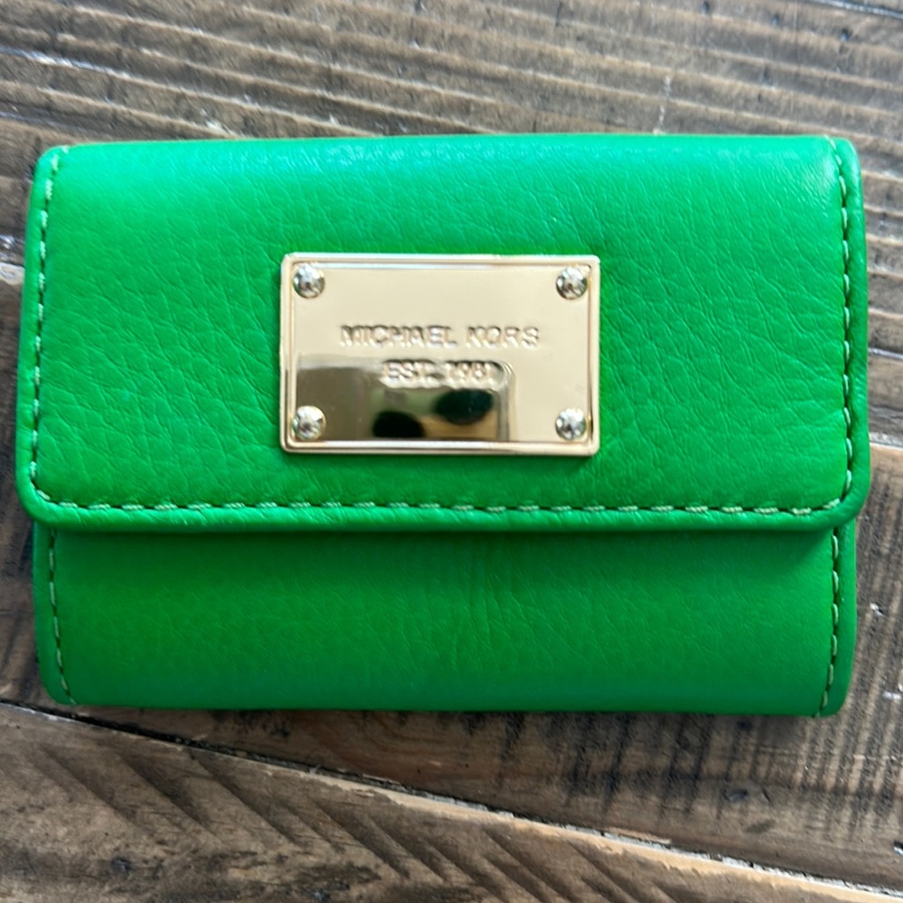 Michael kors wallet, never used